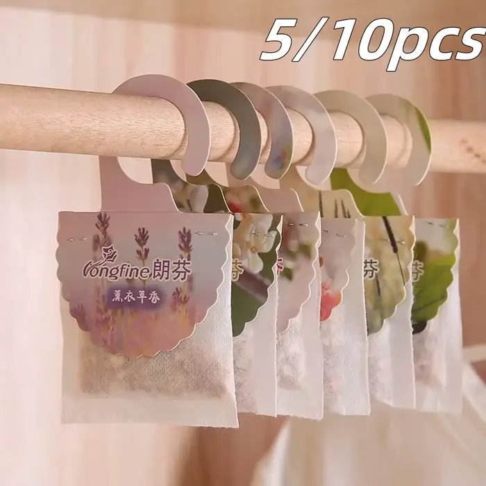 Sachets suspendus pour garde-robe