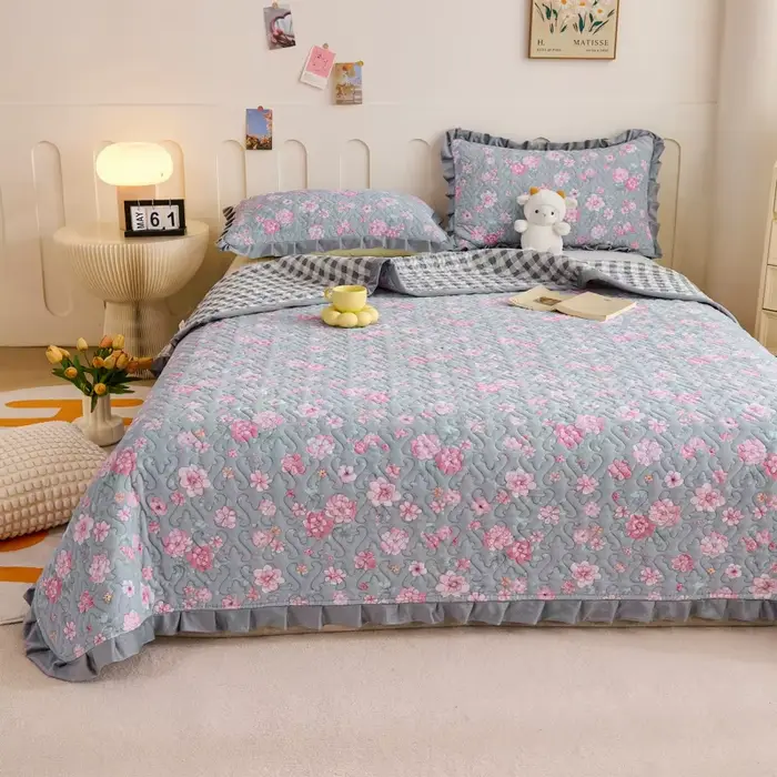 Housse de lit matelassée en velours pour l'hiver