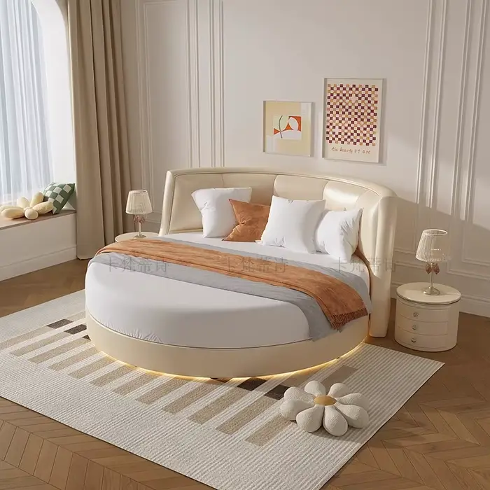Lit double rembourré, tables de chevet japonais uniques