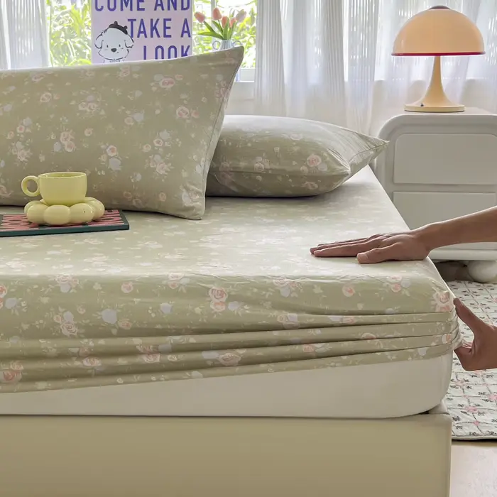 Ensemble de draps de lit à fleurs
