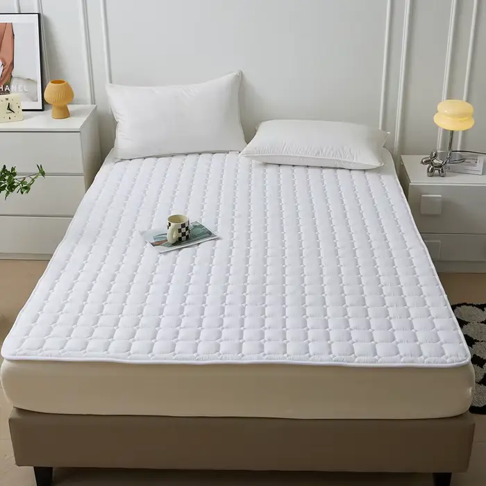 Protège-matelas Matelassé Imperméable, Juste Épaisse et Respirante pour Lit Simple ou Double