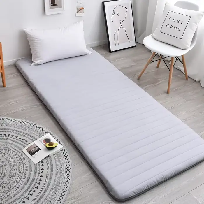 Matelas pliant-lit simple en mousse à mémoire de forme pour dortoirs et maisons de location, rouleau