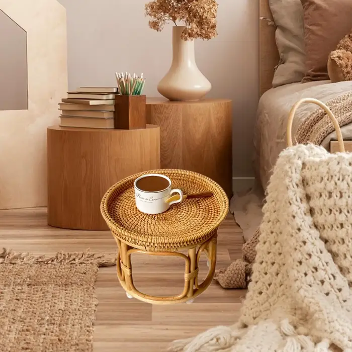 Table d'appoint en rotin