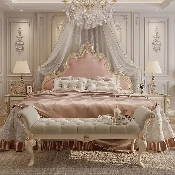 Lit simple en bois, style français