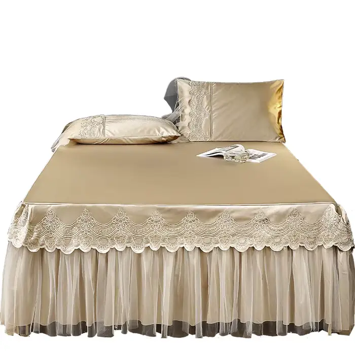 Couvre-lit brodé en dentelle