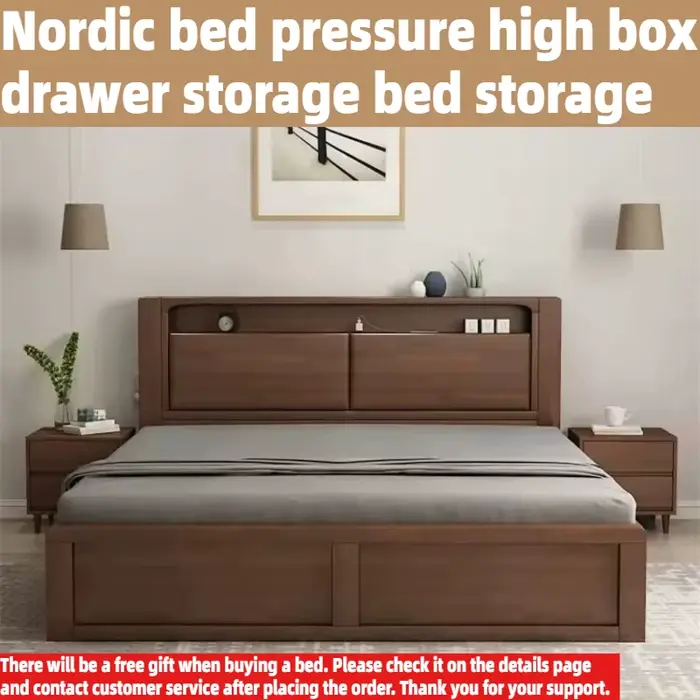 Lit double moderne nordique en bois massif avec rangement