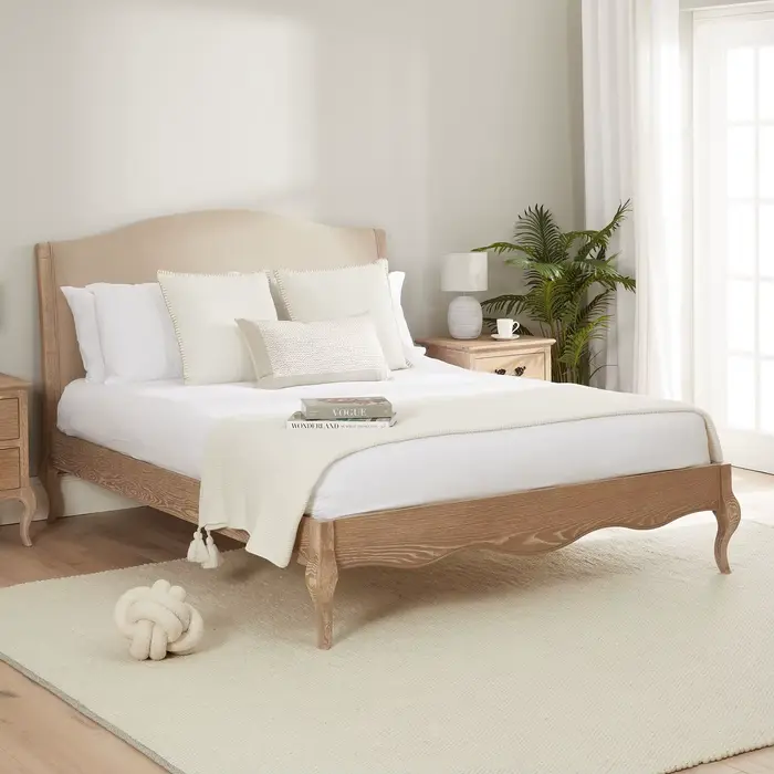 Lits de luxe nordiques, tables de chevet esthétiques, lit rembourré minimaliste, taille Queen Unique