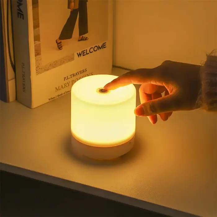 Petite lampe de chevet tactile avec chargement USB