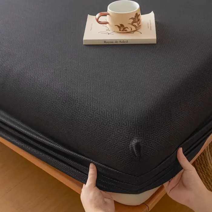Bonenjoy1pc drap de lit de couleur noire drap-housse brossé simple/Queen/King ábanas para cama prote